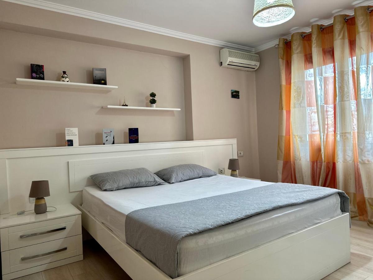 Apartment Centre View New Bazaar Tirana Bagian luar foto